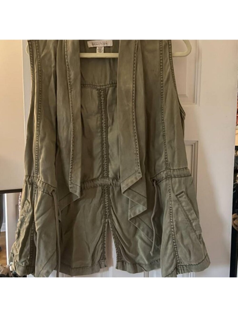 Kenneth Cole Reaction army green vest Size M